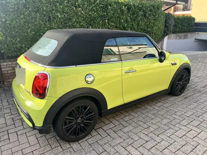 Mini Cooper S 2023 photo 3