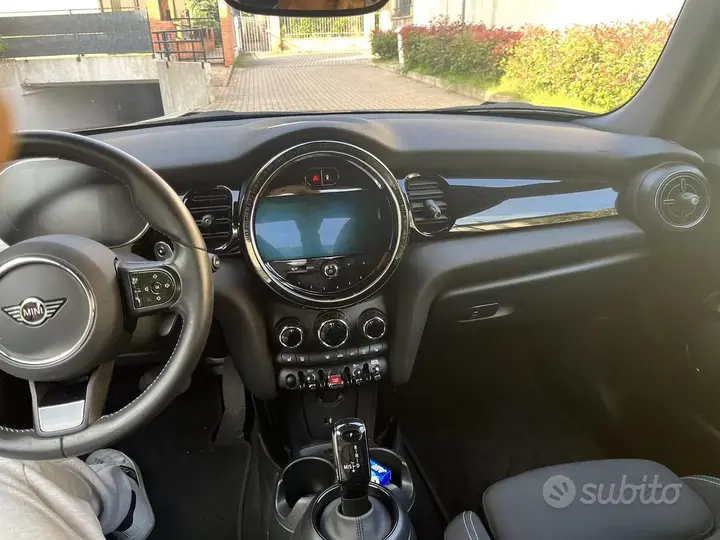 Mini Cooper S 2023 photo 5