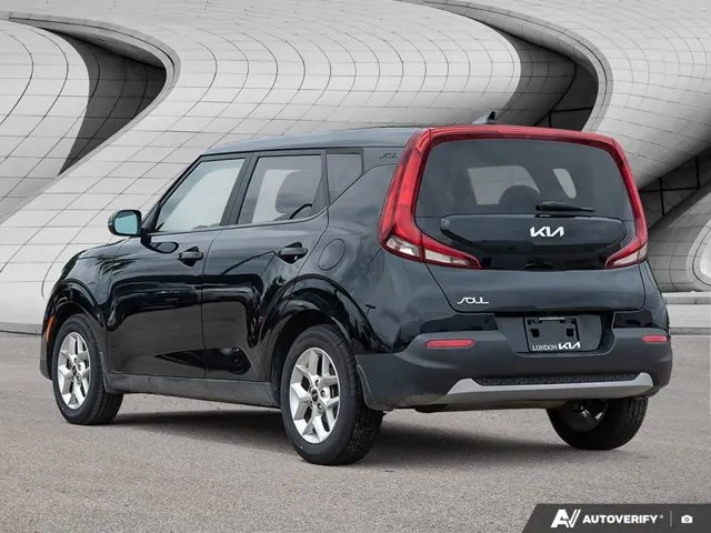 Kia Soul 2022 photo 3
