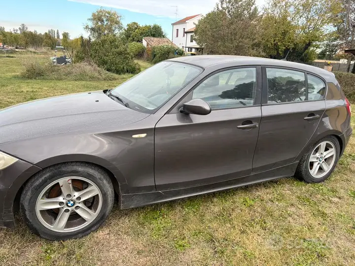 BMW 1 Series 2004 photo 4