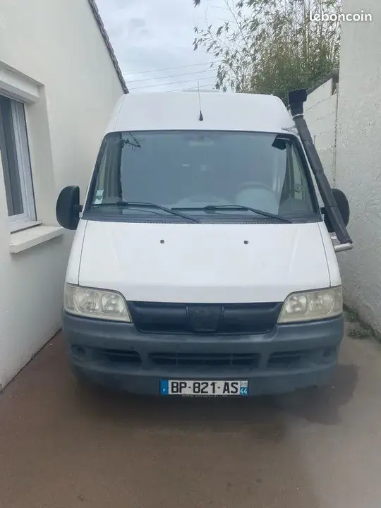 Peugeot Boxer 2002 photo 2