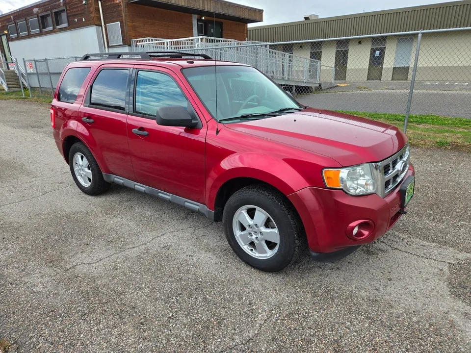 Ford Escape 2009 photo 2