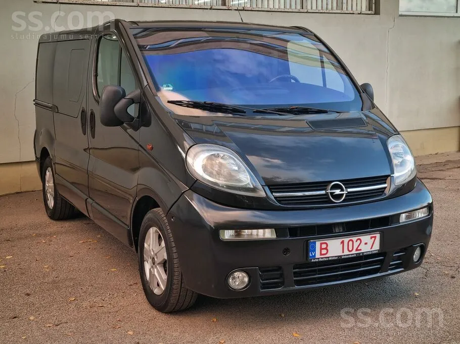 Opel Vivaro 2003 photo 3