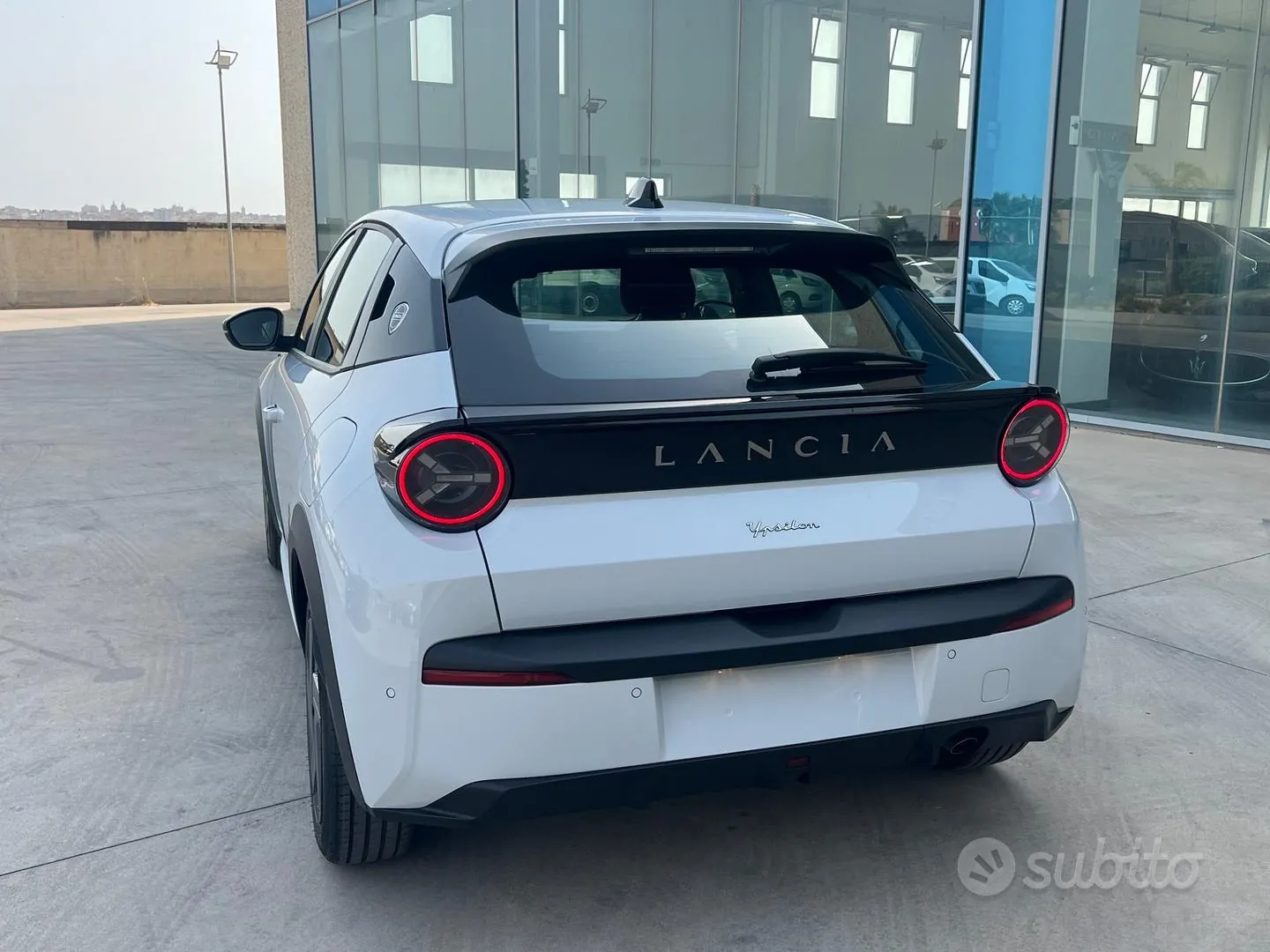 Lancia Ypsilon photo 4