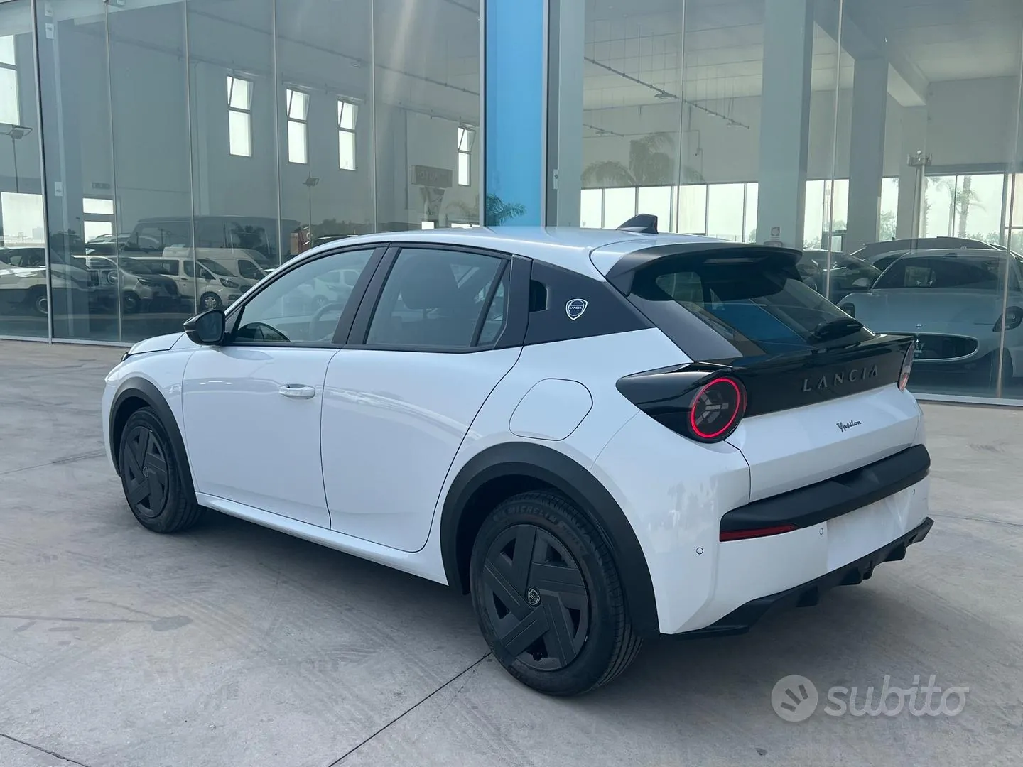 Lancia Ypsilon photo 3