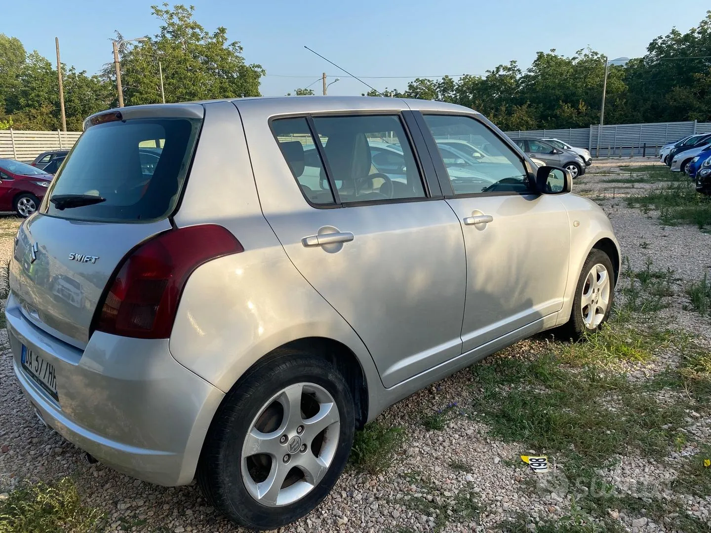 Suzuki Swift 2006 photo 5