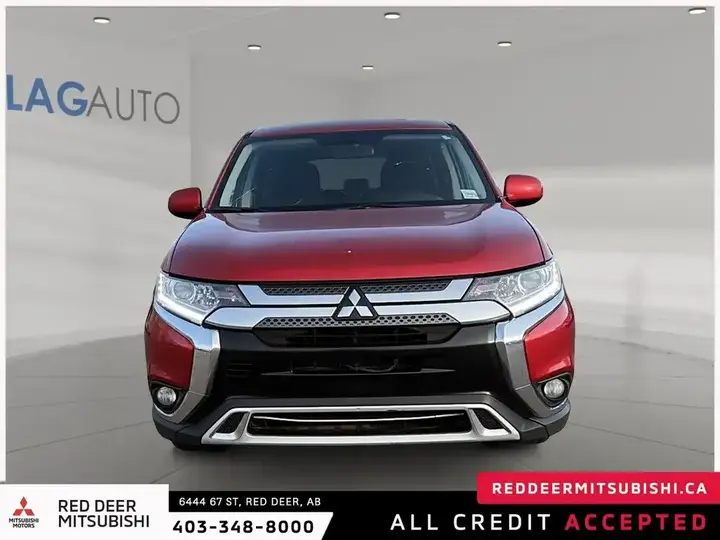 Mitsubishi Outlander 2020 photo 2