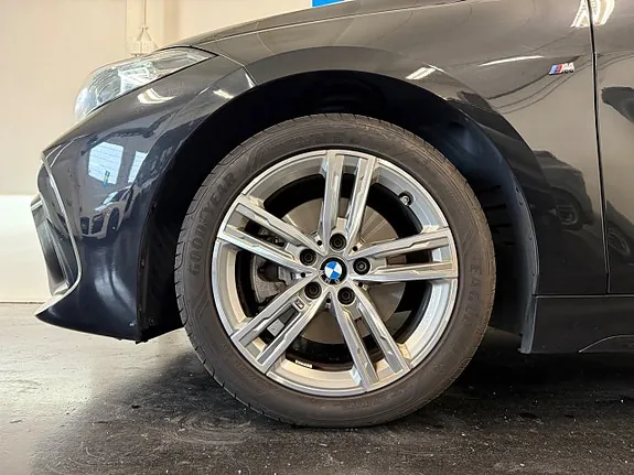 BMW 118I 2024 photo 4