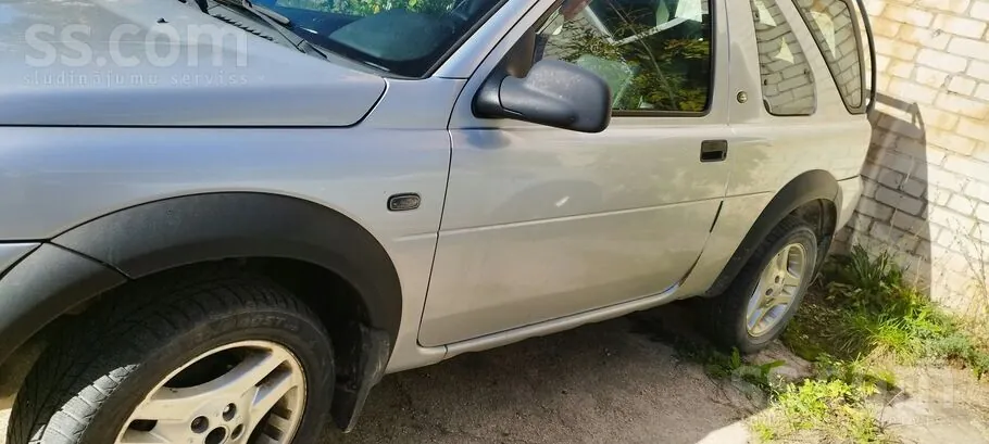 Land Rover Freelander 2006 photo 2