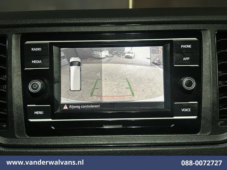Volkswagen Crafter 2022 photo 3