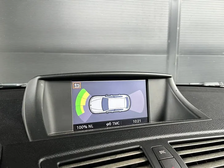 BMW 1 Series 2009 photo 3