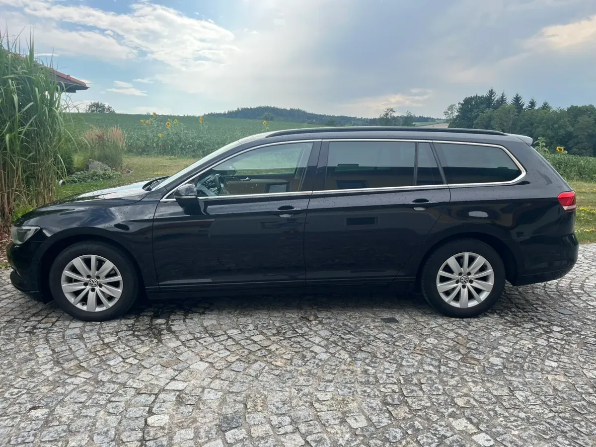 Volkswagen Passat 2017 photo 2