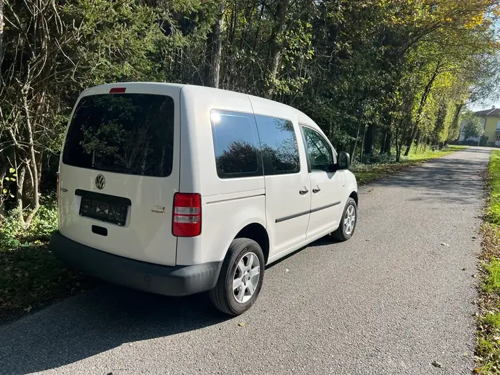 Volkswagen Caddy 2015 photo 3