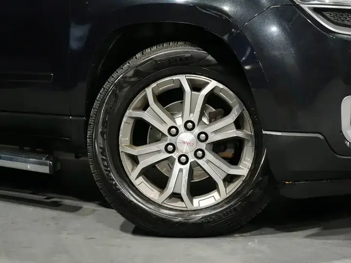 GMC Acadia 2014 photo 4