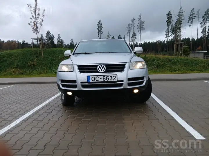 Volkswagen Touareg 2003 photo 2