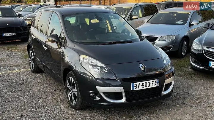 Renault Scenic 2011 photo 4