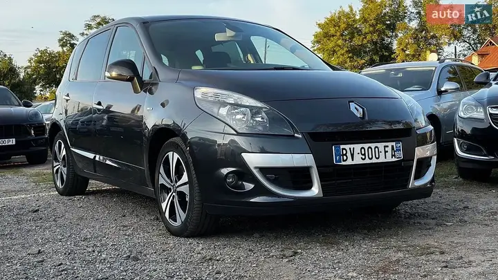 Renault Scenic 2011 photo 5
