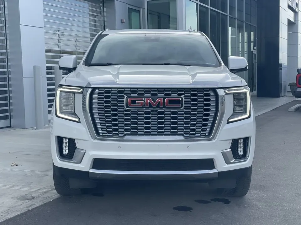 GMC Yukon 2023 photo 2