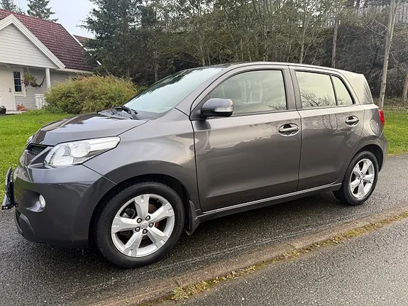 Toyota Urban Cruiser 2010 photo 2