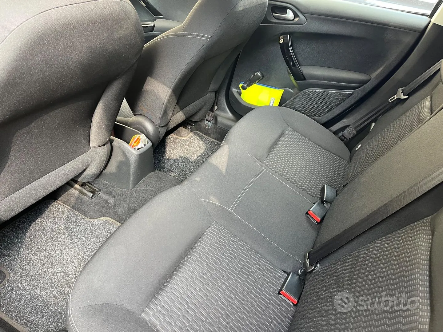 Peugeot 208 2016 photo 4