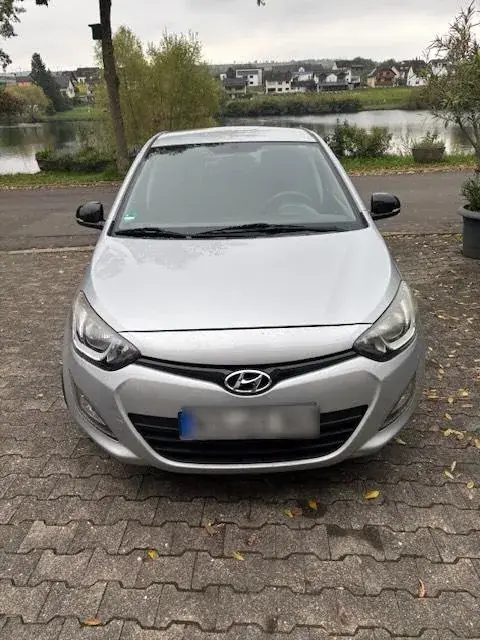 Hyundai I20