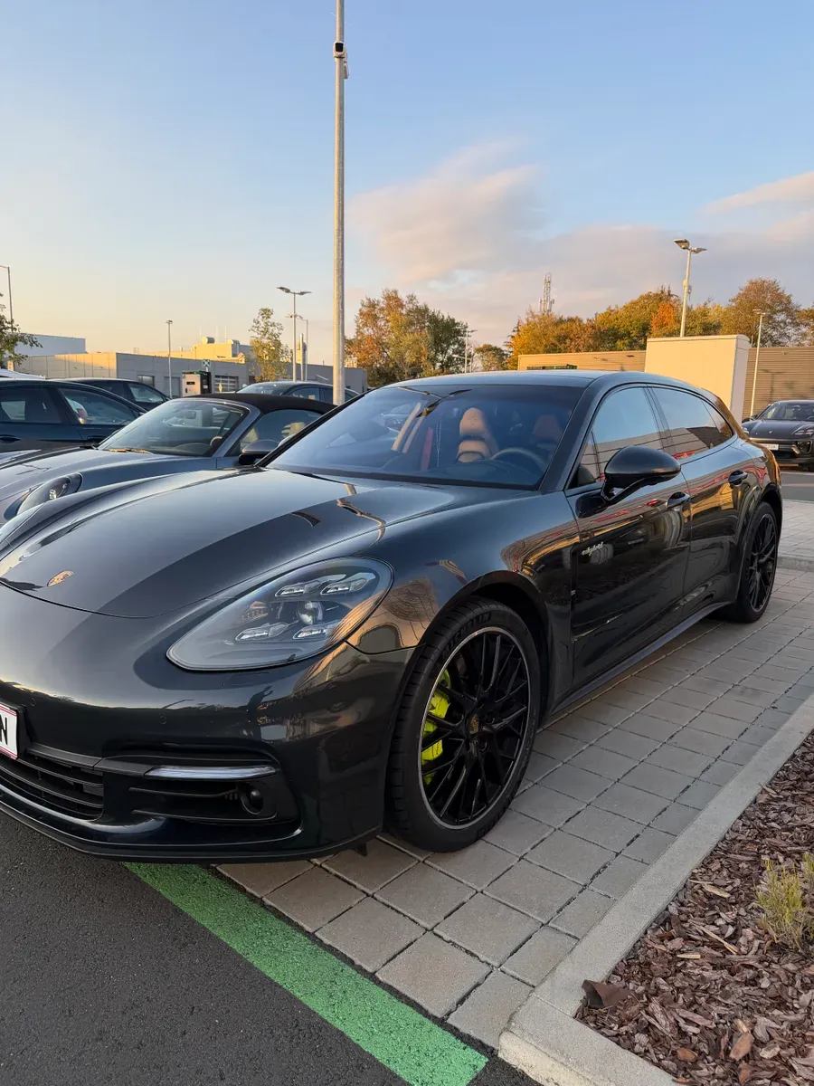 Porsche Panamera 2019 photo 3