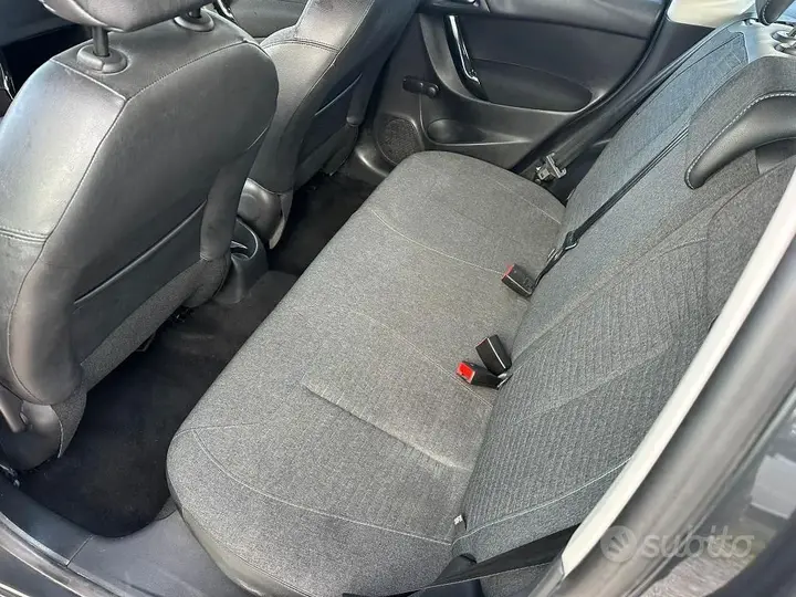 Citroen C3 2015 photo 3