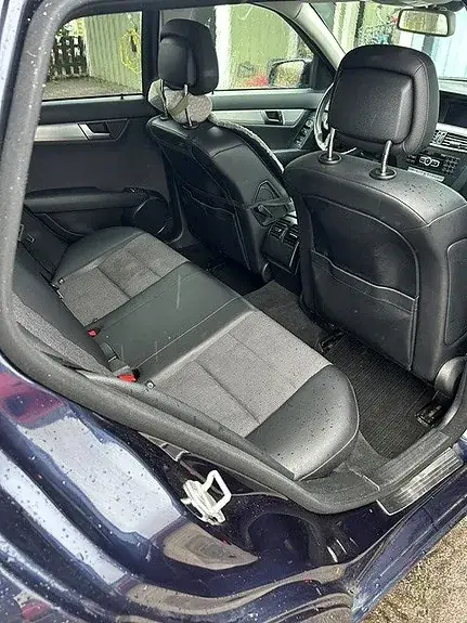 Mercedes-Benz C 220 2012 photo 4