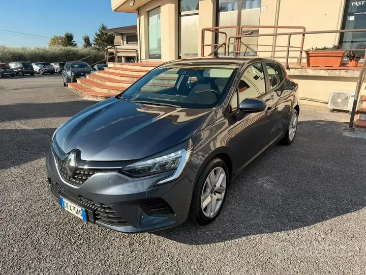 Renault Clio 2022 photo 3