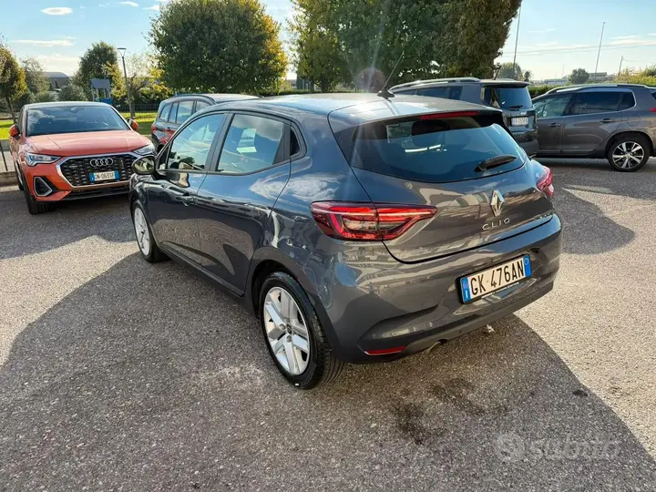 Renault Clio 2022 photo 5