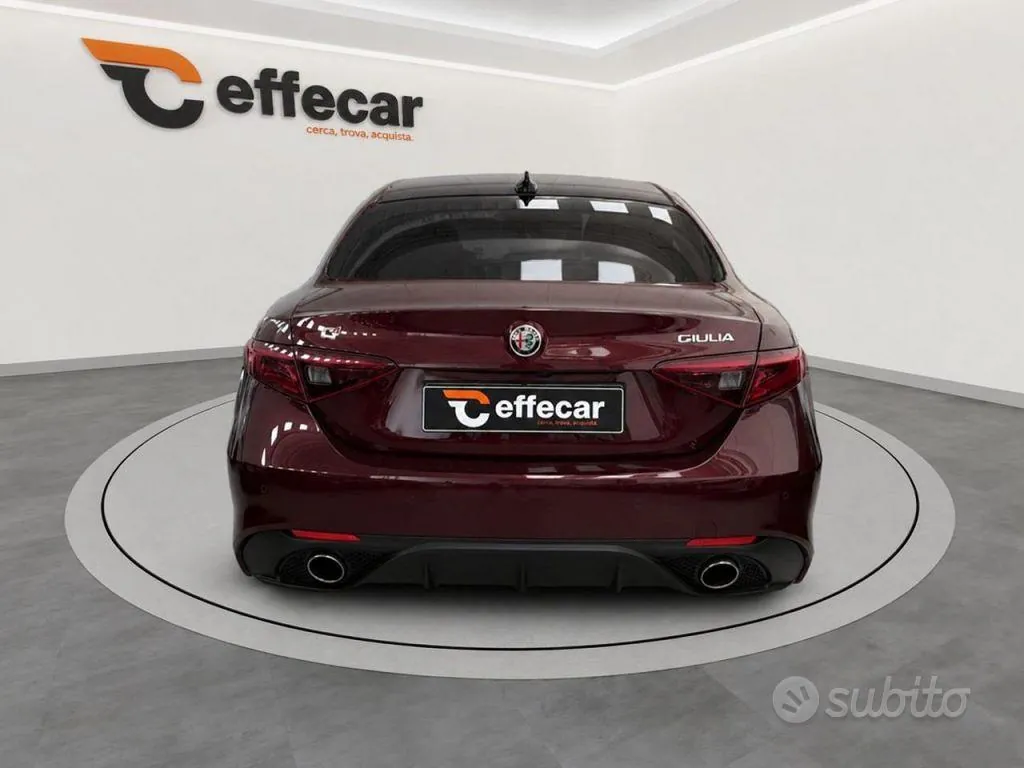 Alfa Romeo Giulia 2017 photo 5