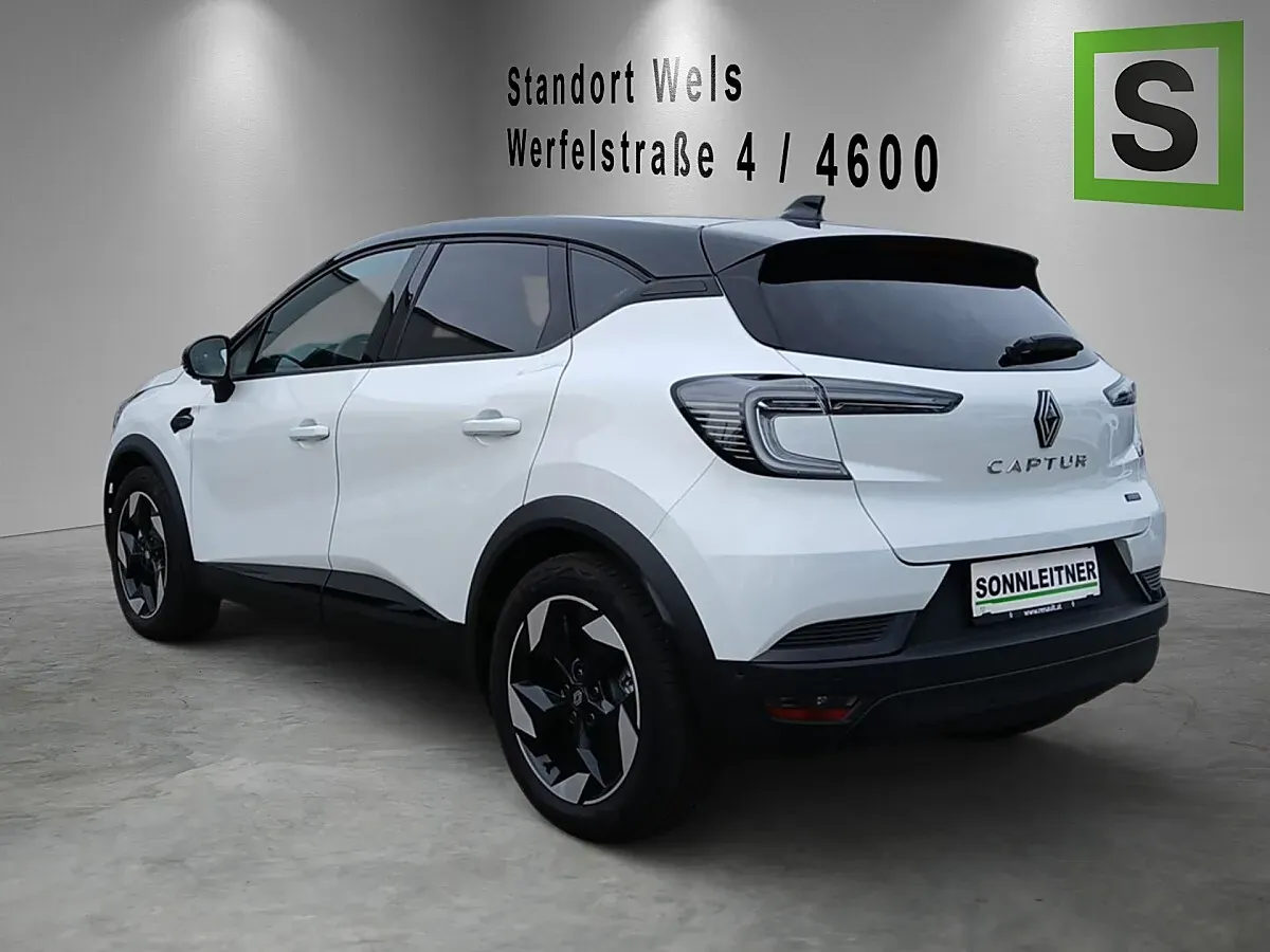 Renault Captur 2024 photo 2
