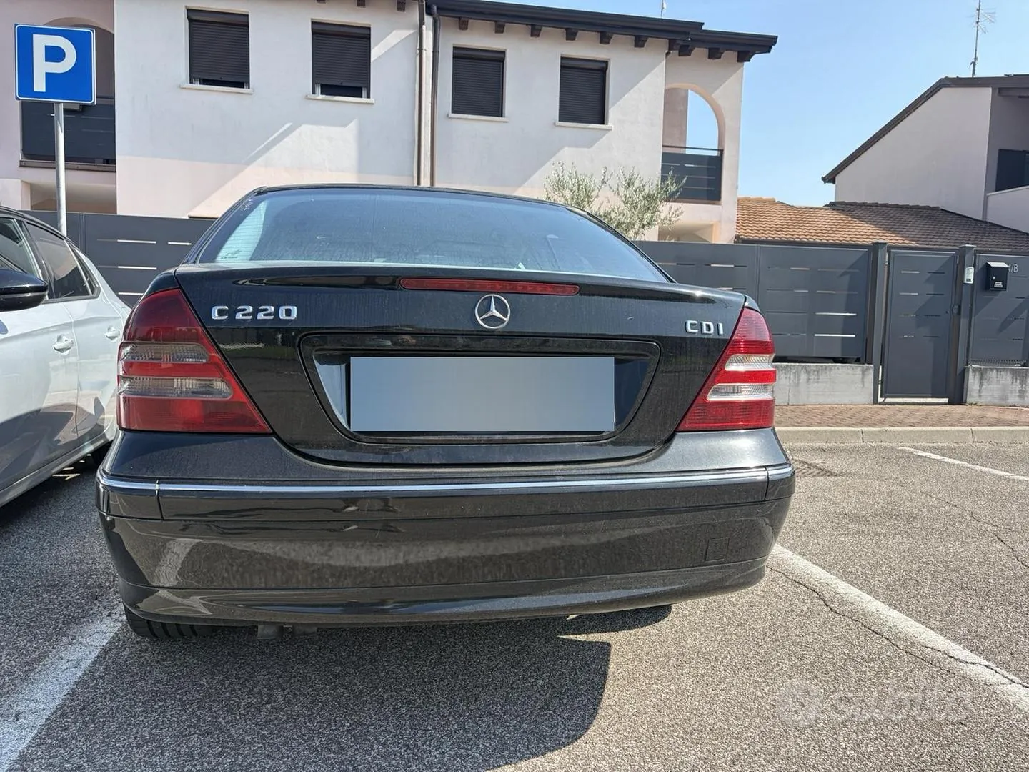Mercedes-Benz C 2004 photo 3