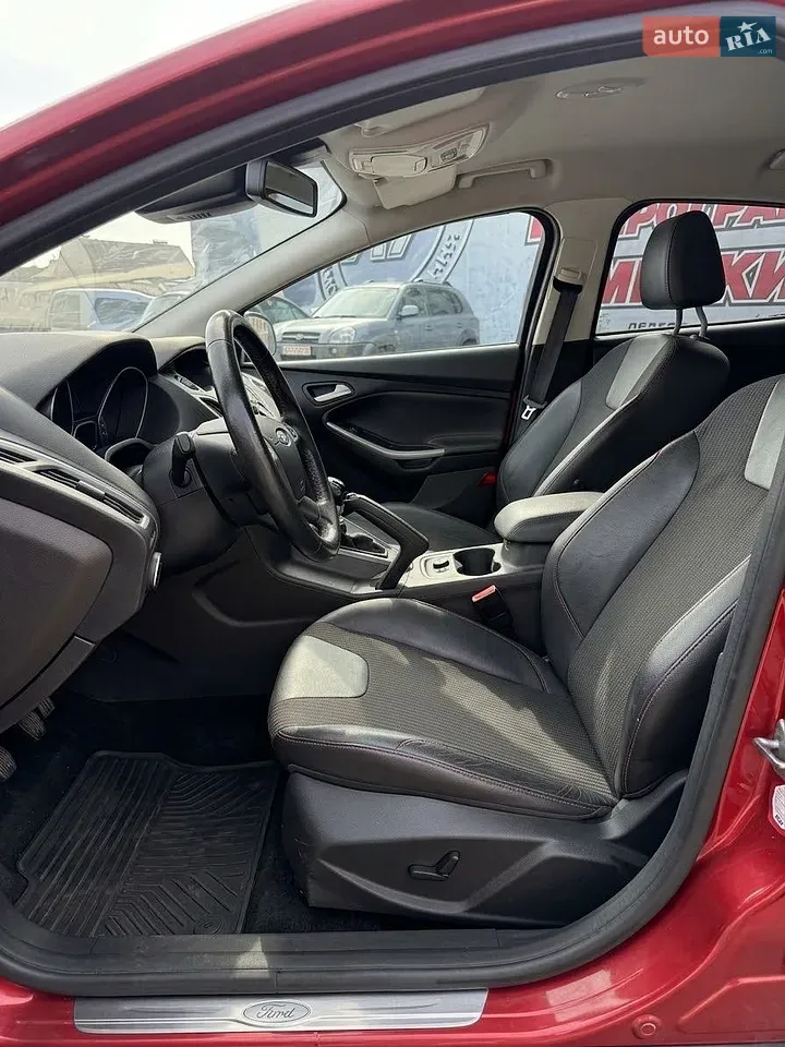 Ford Focus 2011 photo 4