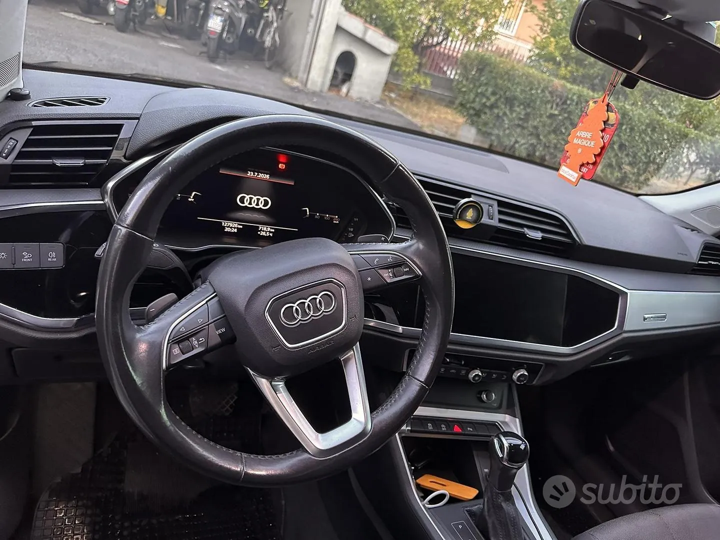 Audi Q3 2019 photo 3