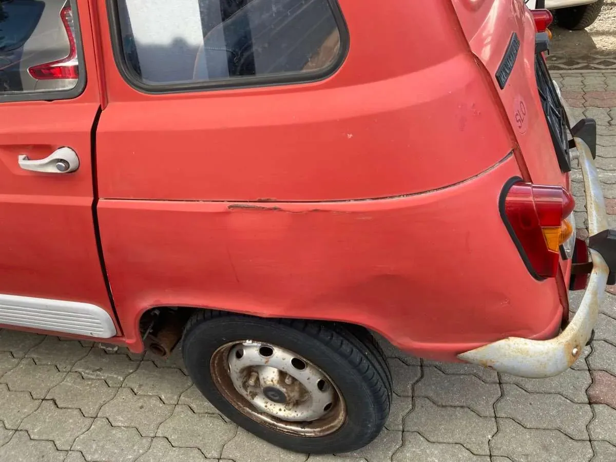 Renault R4 1991 photo 3
