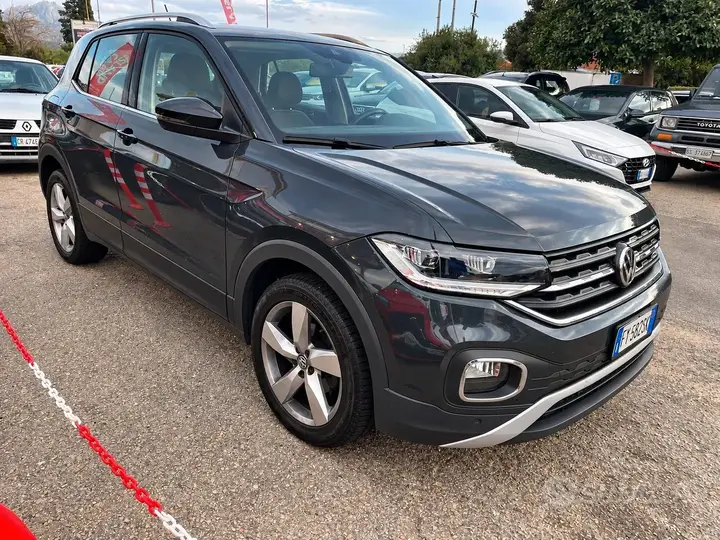 Volkswagen T-Cross 2019 photo 2