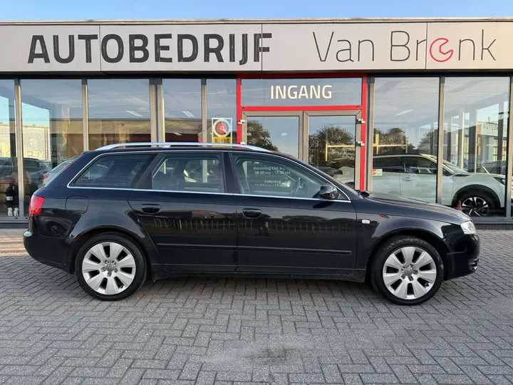 Audi A4 Avant 2006 photo 4