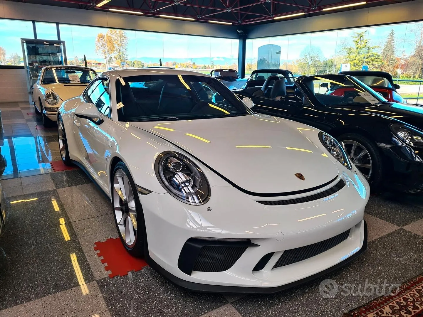 Porsche 911