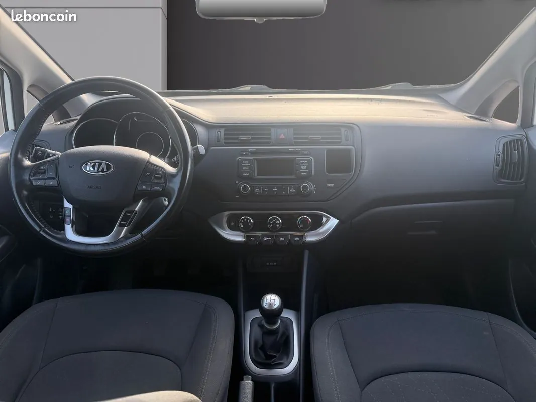 Kia Rio 2014 photo 2
