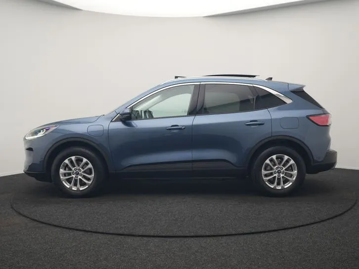 Ford Kuga 2022 photo 2