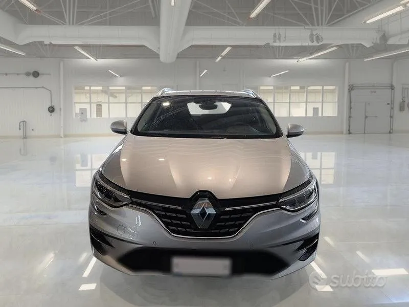 Renault Megane 2023 photo 2