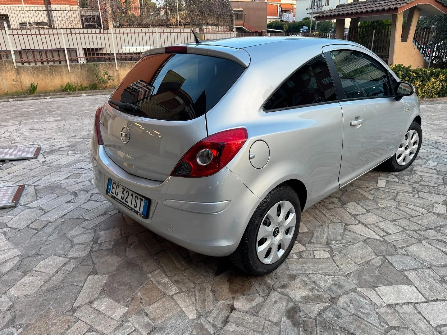 Opel Corsa 2011 photo 5