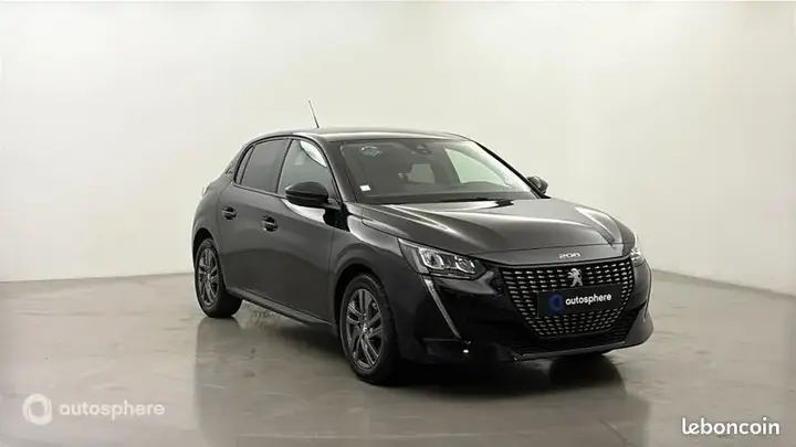 Peugeot 208 2022 photo 3