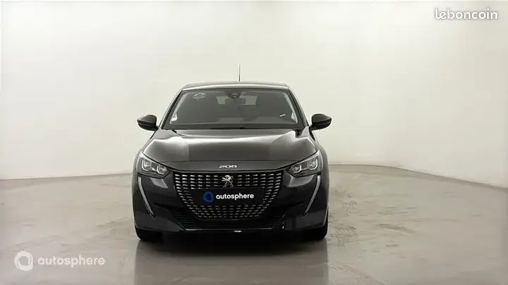 Peugeot 208 2022 photo 2