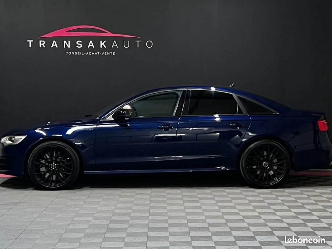 Audi S6 2012 photo 2