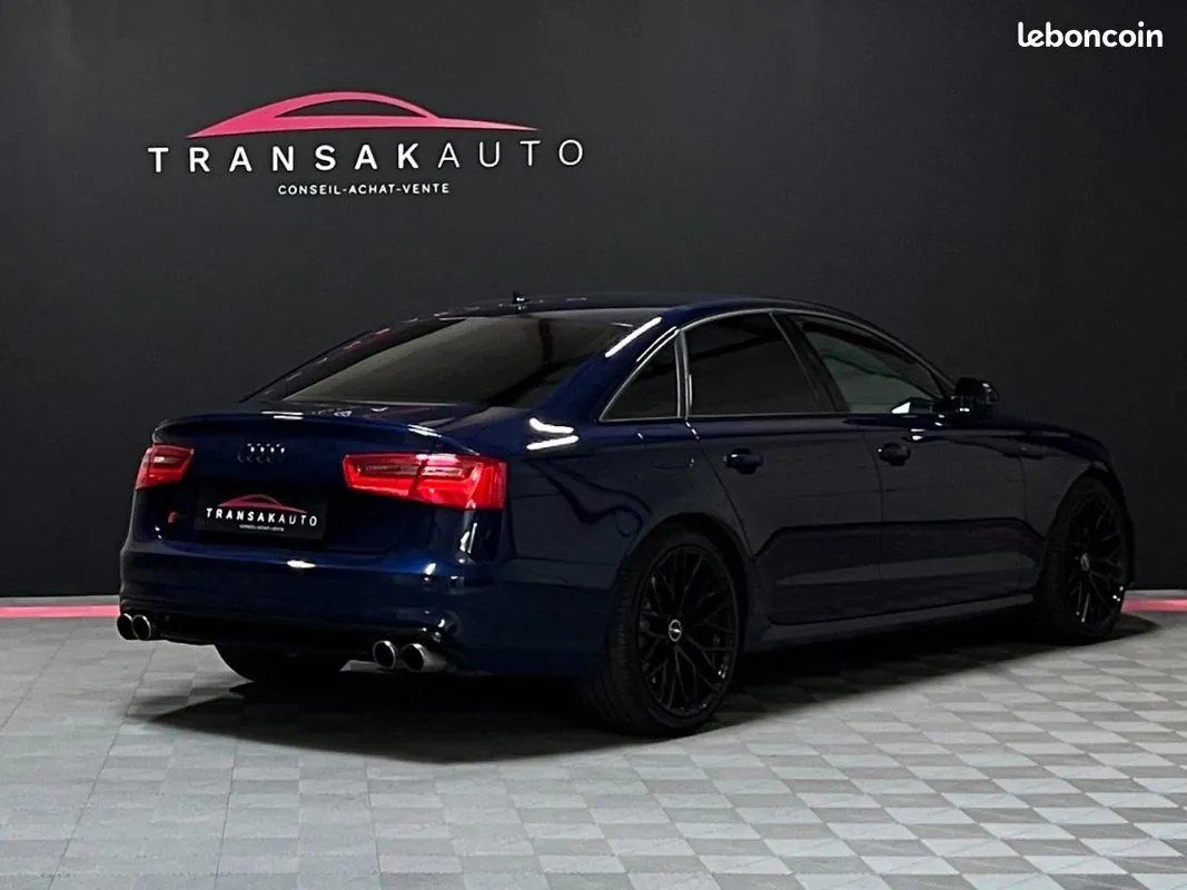 Audi S6 2012 photo 4
