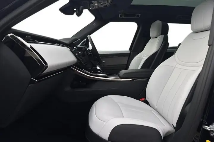 Land Rover Range Rover Sport photo 3