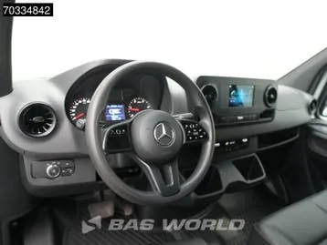 Mercedes-Benz Sprinter 2023 photo 3