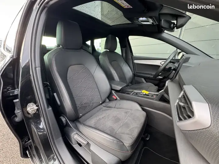 Seat Leon 2022 photo 2